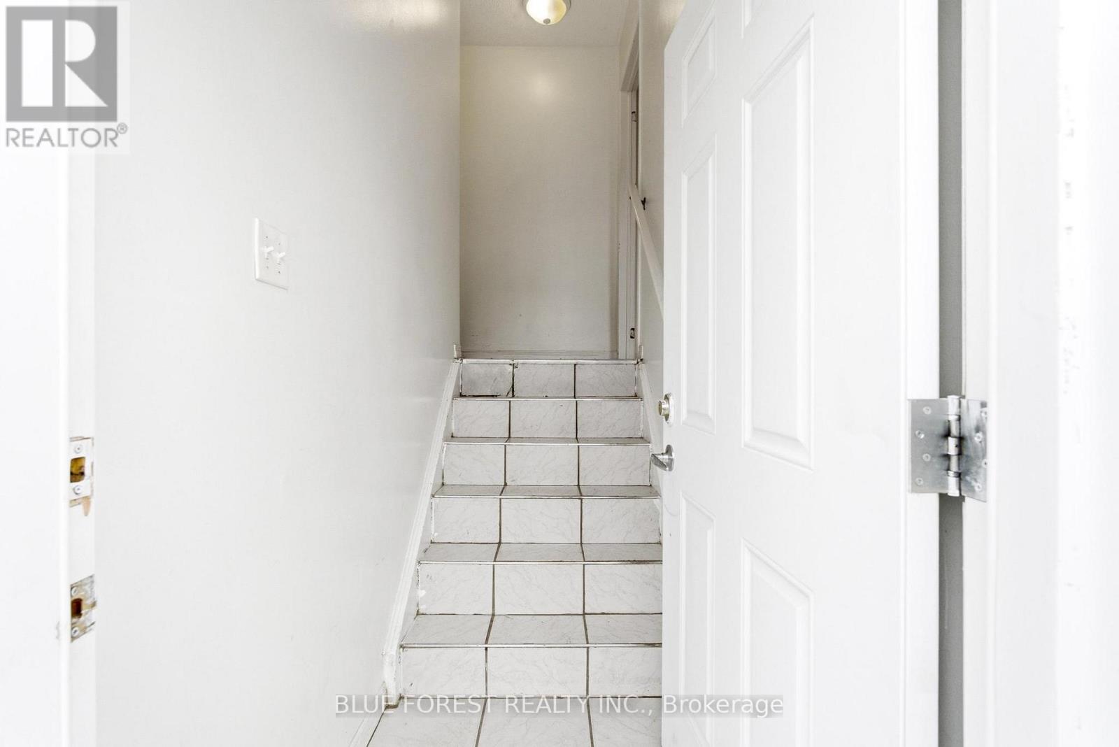 708 Oxford Street E, London East, Ontario  N5Y 3J6 - Photo 6 - X12843922