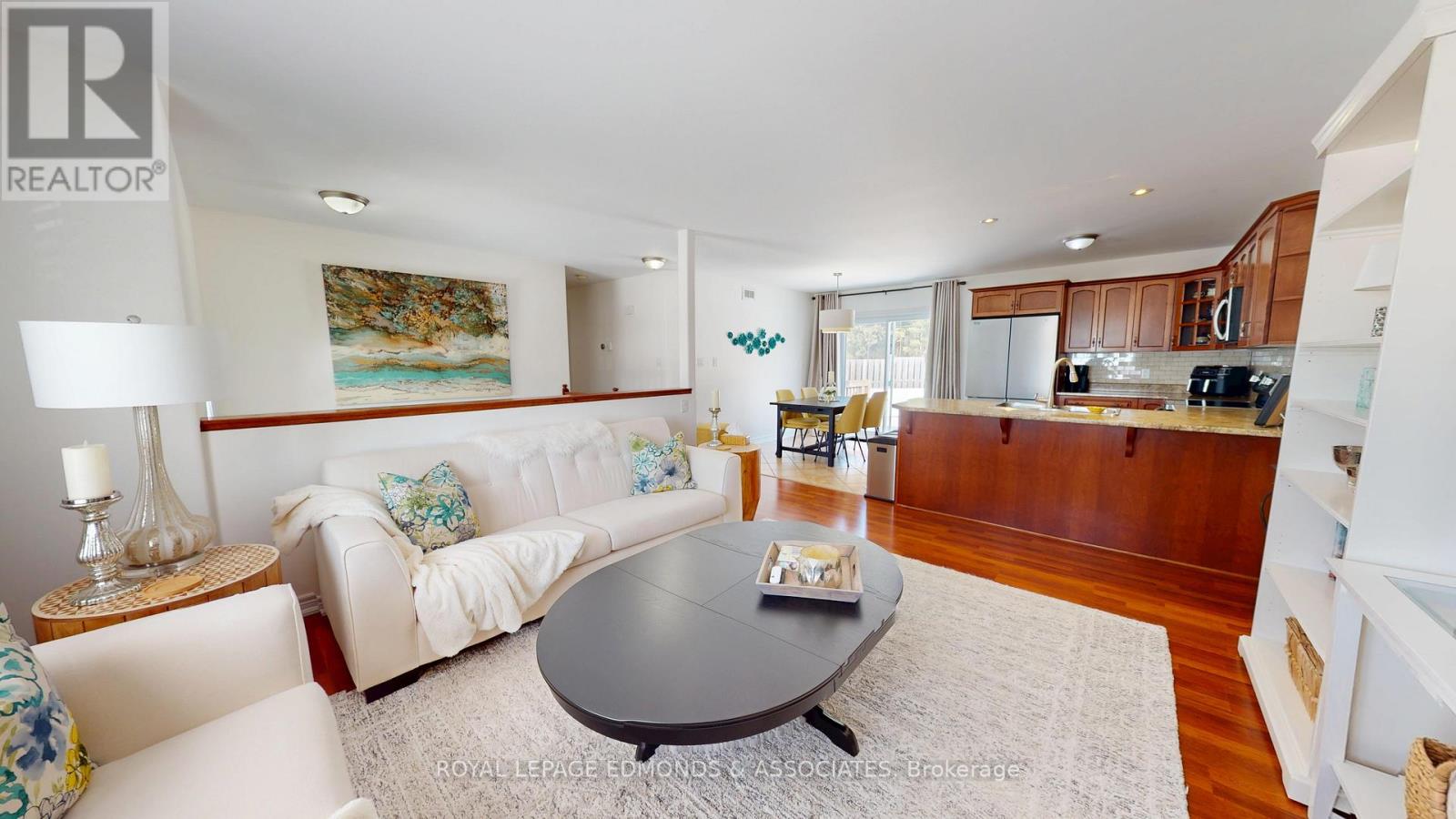 2001 Sandstone Crescent, Petawawa, Ontario  K8H 0B2 - Photo 11 - X12844024