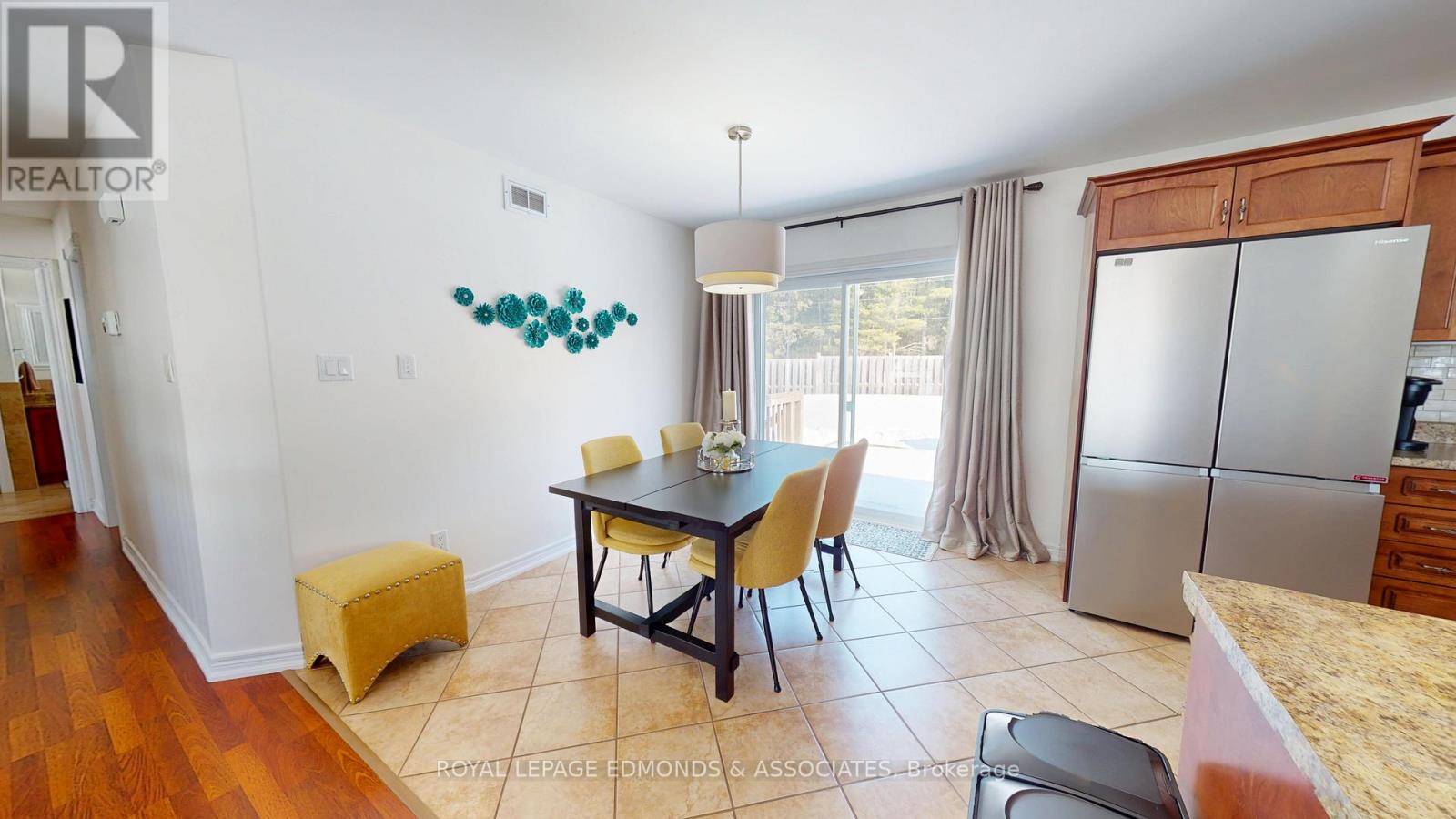 2001 Sandstone Crescent, Petawawa, Ontario  K8H 0B2 - Photo 13 - X12844024