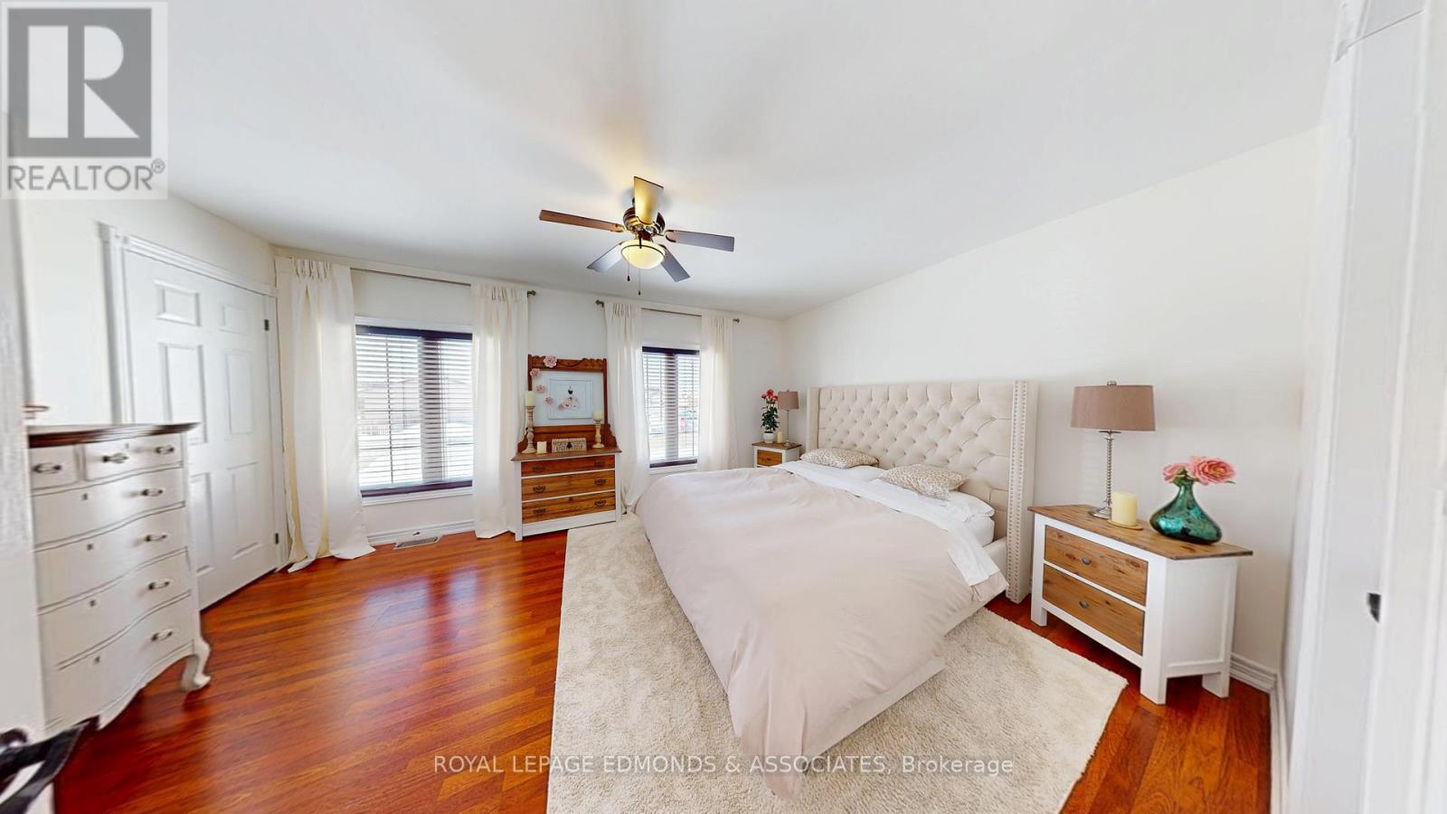 2001 Sandstone Crescent, Petawawa, Ontario  K8H 0B2 - Photo 18 - X12844024