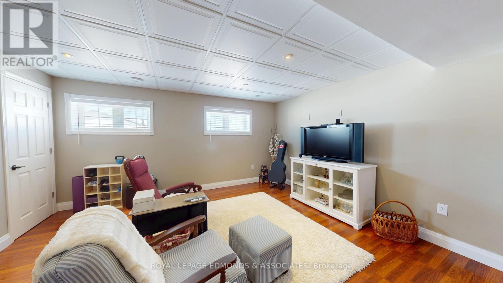 2001 Sandstone Crescent, Petawawa, Ontario  K8H 0B2 - Photo 29 - X12844024