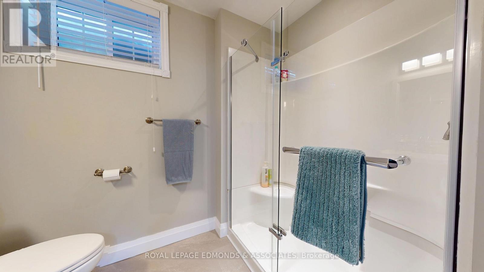 2001 Sandstone Crescent, Petawawa, Ontario  K8H 0B2 - Photo 43 - X12844024