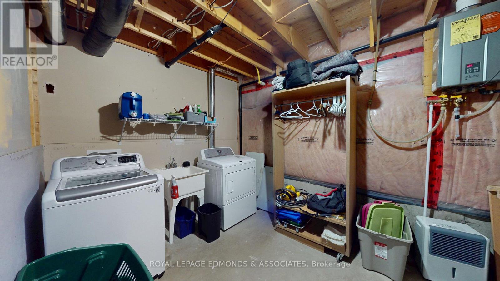 2001 Sandstone Crescent, Petawawa, Ontario  K8H 0B2 - Photo 45 - X12844024