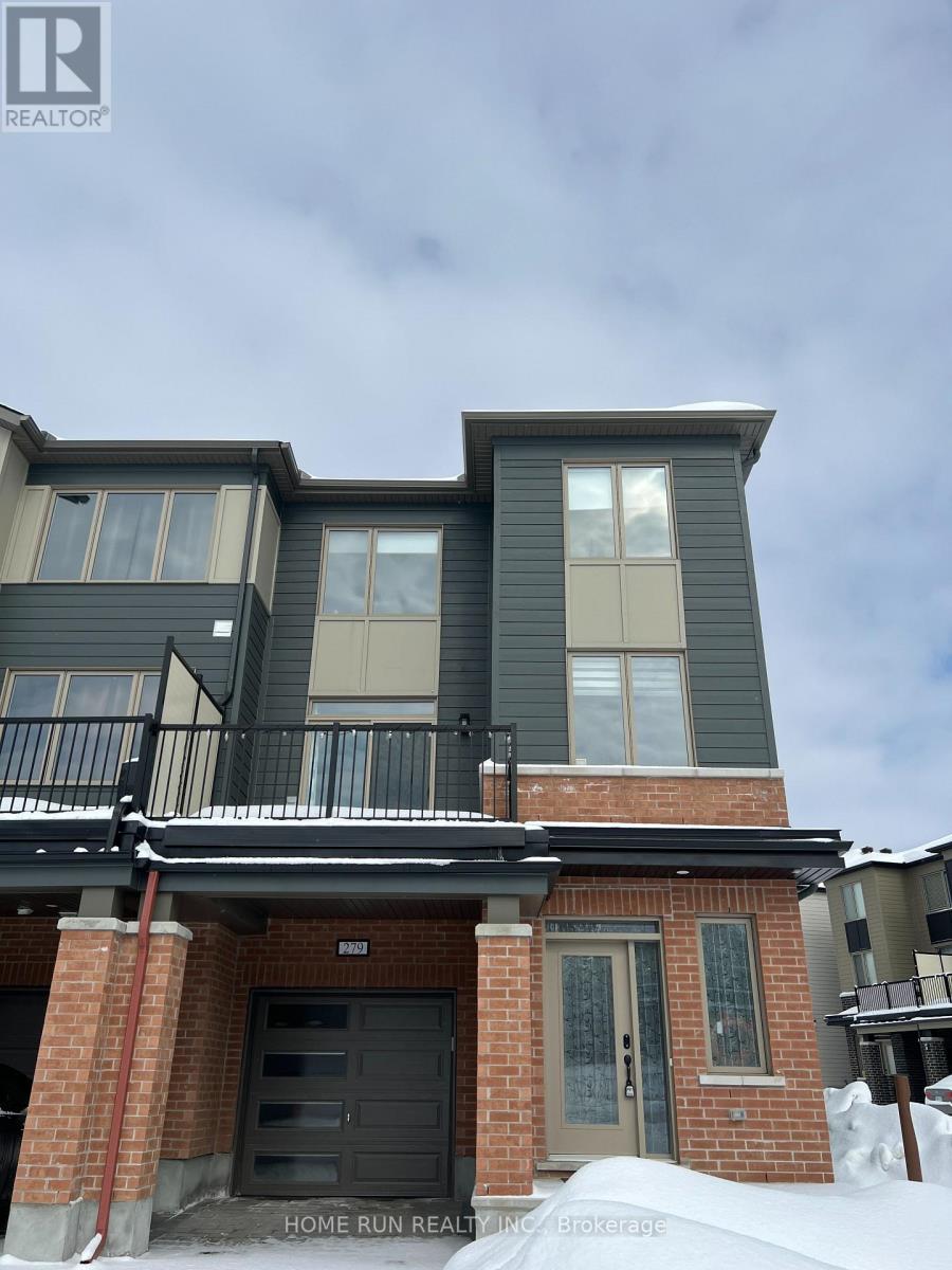 279 SQUADRON CRESCENT, Ottawa, Ontario