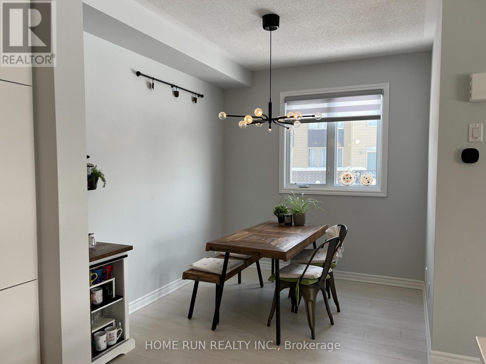 279 Squadron Crescent, Ottawa, Ontario  K1K 5A3 - Photo 12 - X12844004