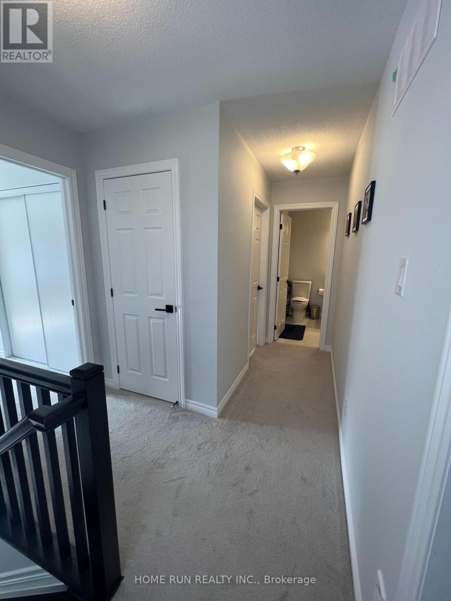 279 Squadron Crescent, Ottawa, Ontario  K1K 5A3 - Photo 18 - X12844004