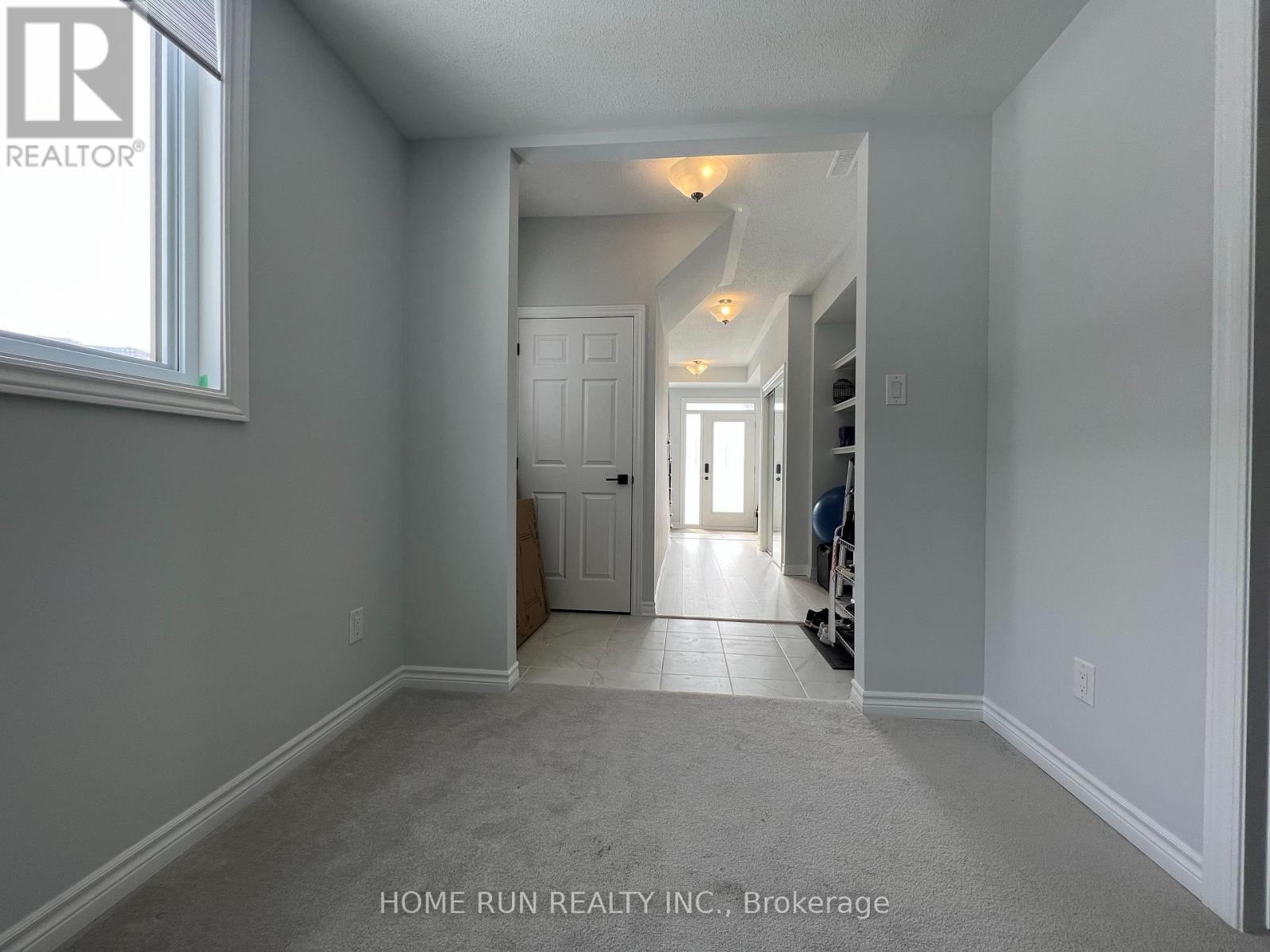 279 Squadron Crescent, Ottawa, Ontario  K1K 5A3 - Photo 5 - X12844004