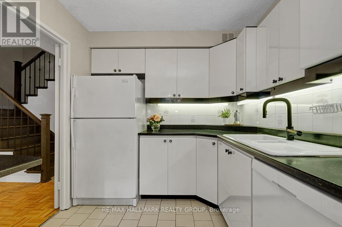 105 - 505 St Laurent Boulevard, Ottawa, Ontario  K1K 3X4 - Photo 20 - X12844034