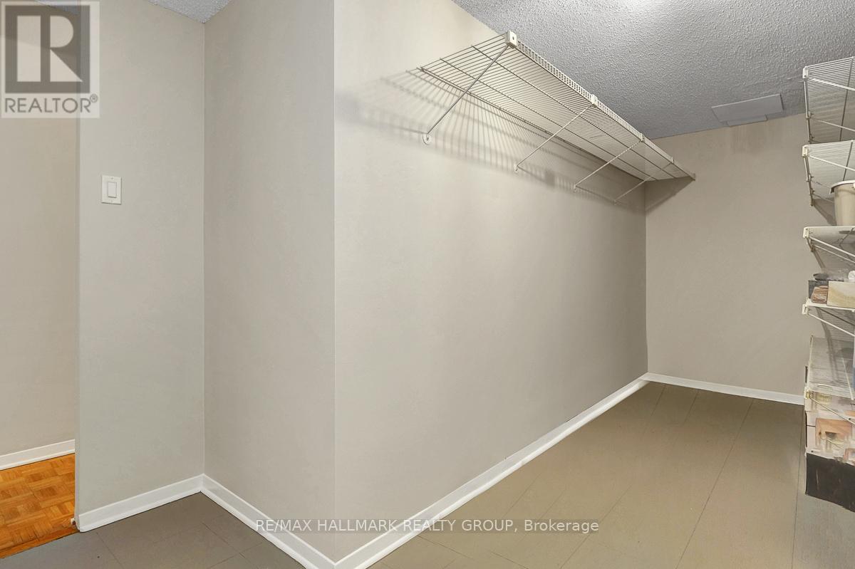 105 - 505 St Laurent Boulevard, Ottawa, Ontario  K1K 3X4 - Photo 32 - X12844034