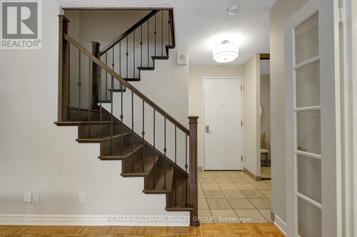105 - 505 St Laurent Boulevard, Ottawa, Ontario  K1K 3X4 - Photo 5 - X12844034