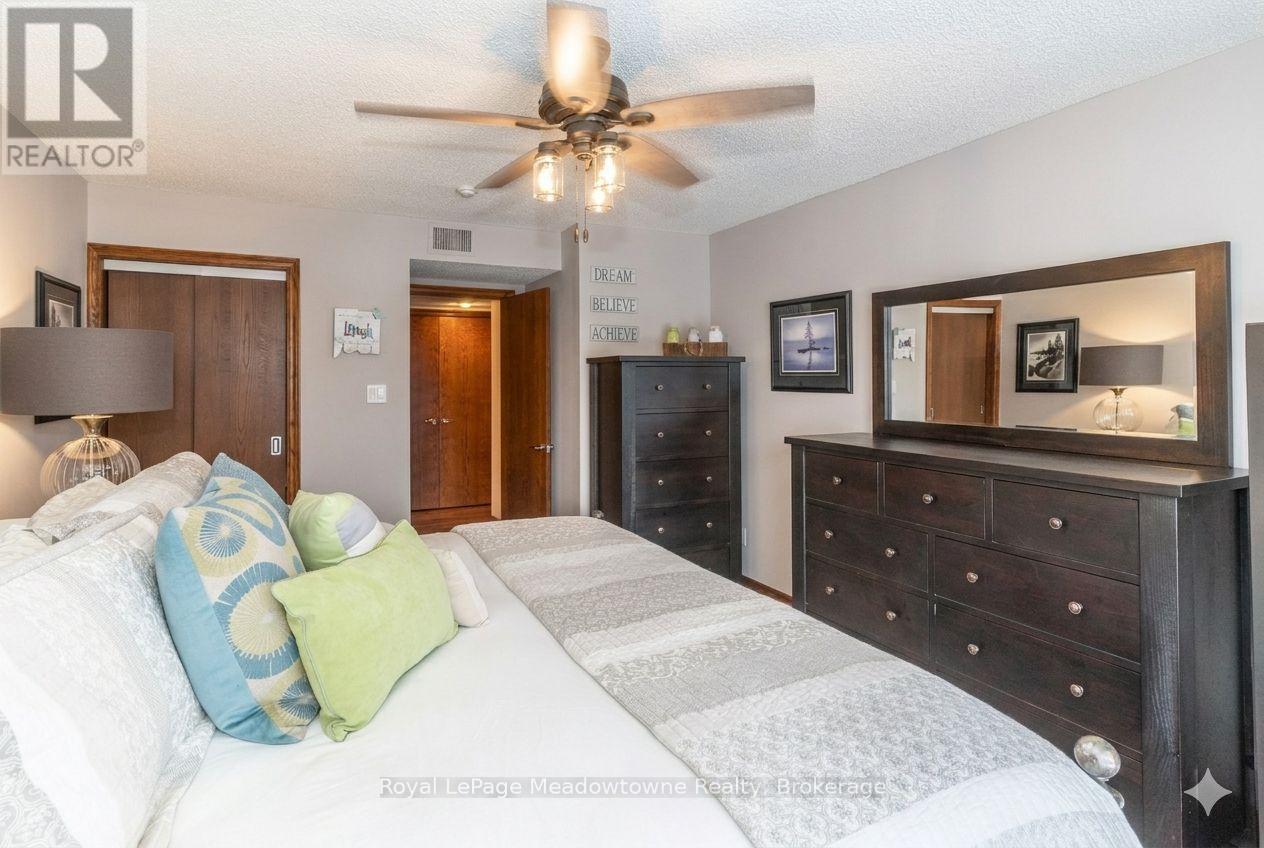 301 - 34 Deerhurst Greens Road, Huntsville, Ontario  P1H 1A9 - Photo 8 - X12843372