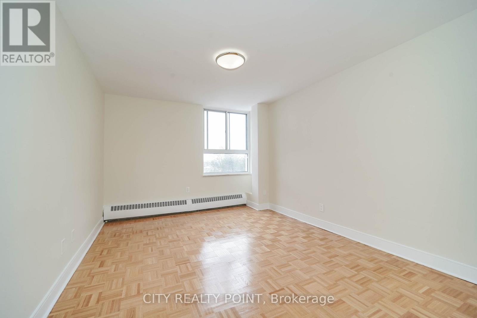 906 - 6200 Bathurst Street, Toronto, Ontario  M2R 2A3 - Photo 8 - C12817364