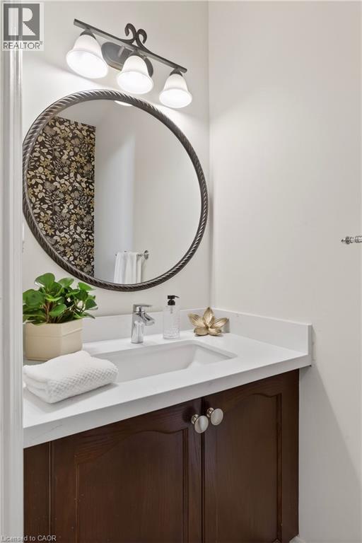 29 Gaines Avenue, Dundas, Ontario  L9H 7M4 - Photo 19 - 40809137