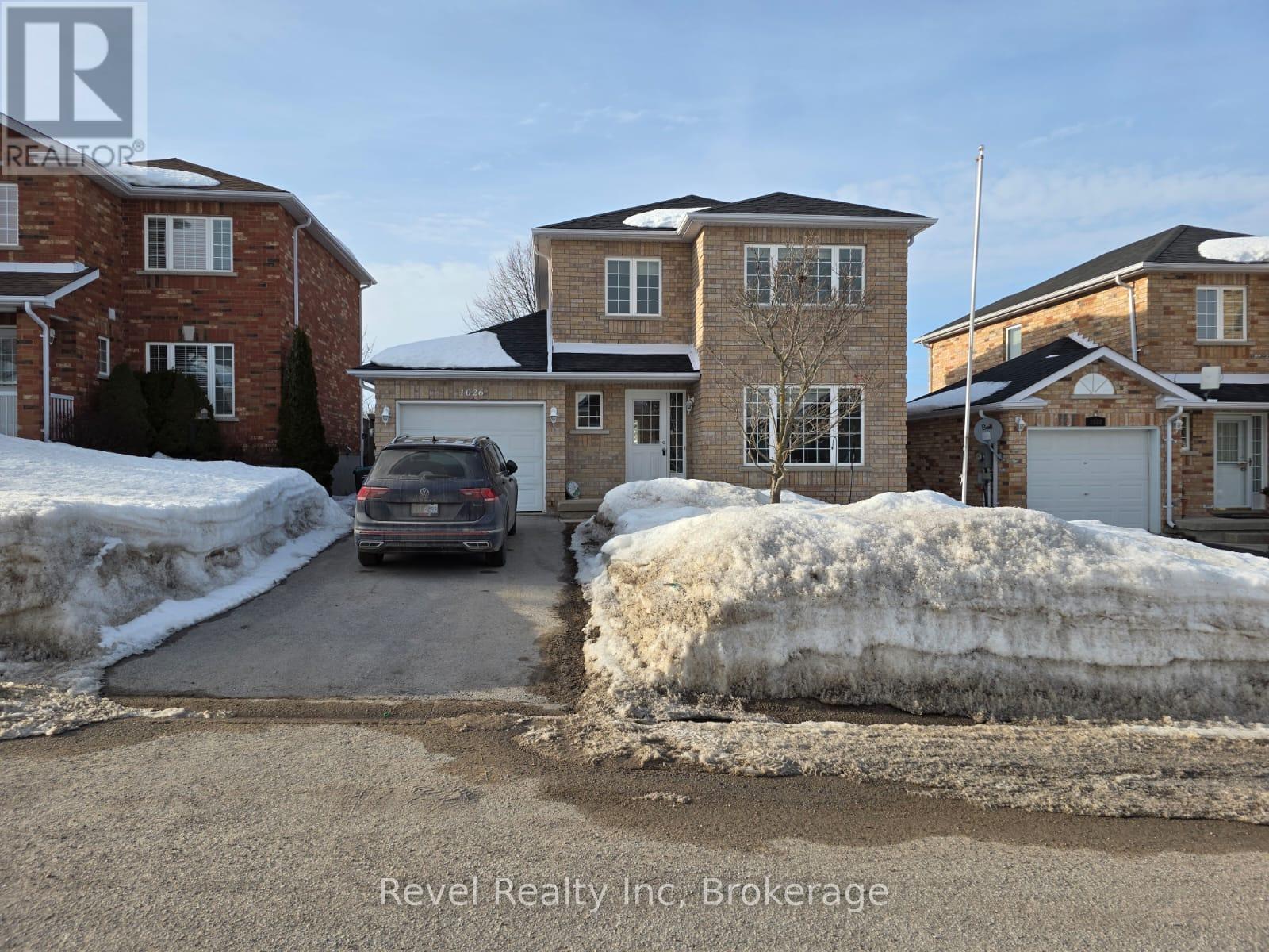 1026 WHITNEY CRESCENT, Midland, Ontario