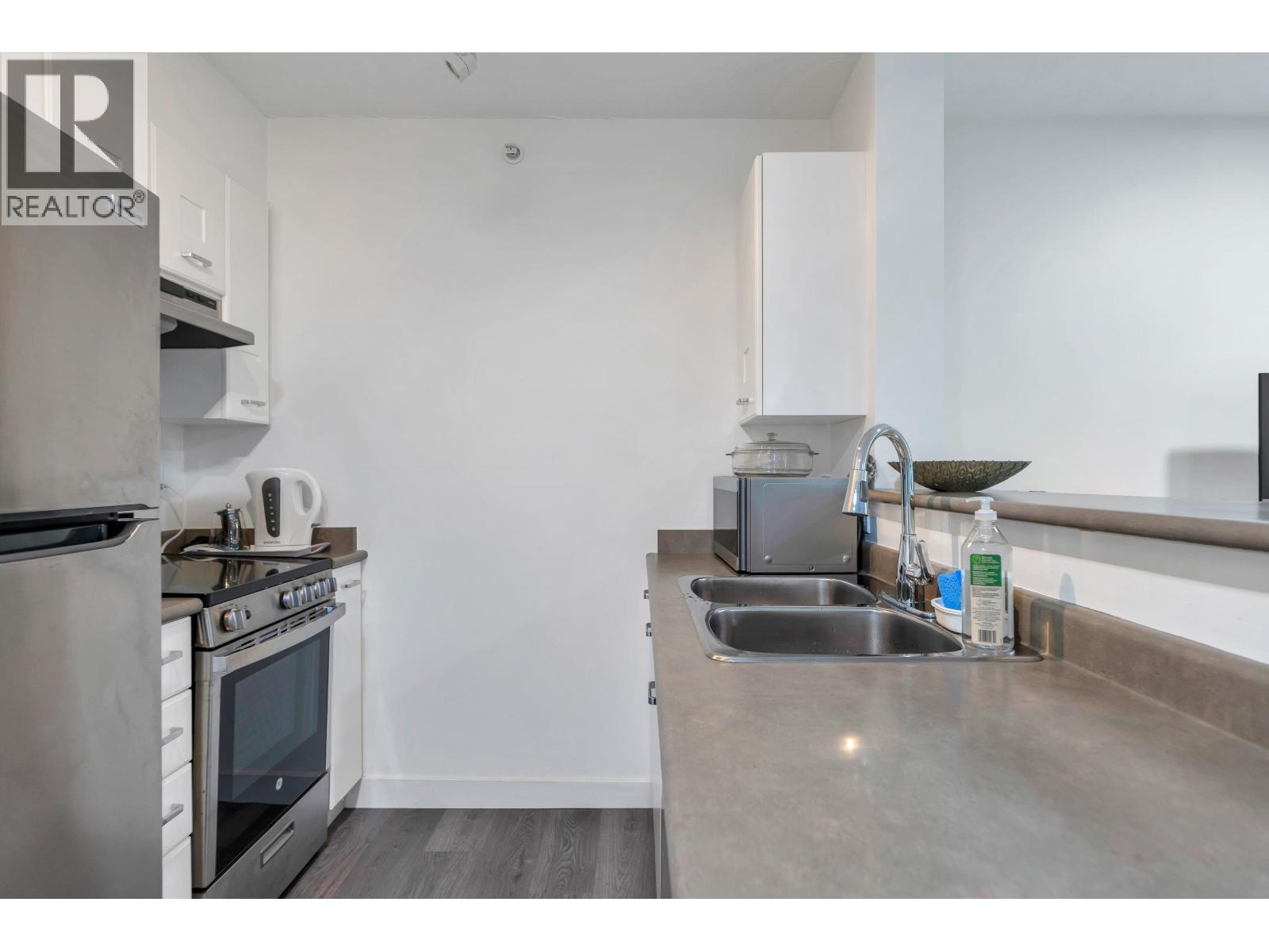 205 3438 Vanness Avenue, Vancouver, British Columbia  V5R 6E7 - Photo 6 - R3095168