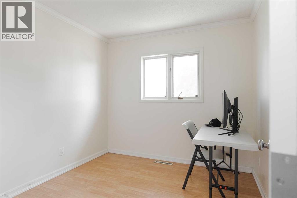 32 Moberly Crescent, Fort Mcmurray, Alberta  T9H 1G9 - Photo 28 - A2289434