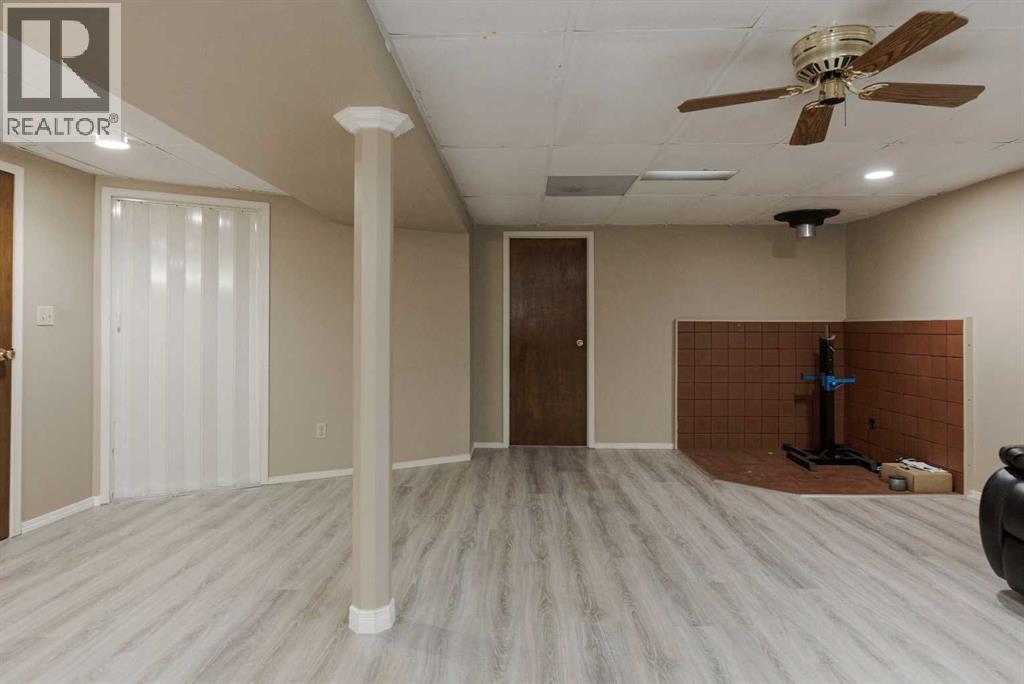 32 Moberly Crescent, Fort Mcmurray, Alberta  T9H 1G9 - Photo 31 - A2289434