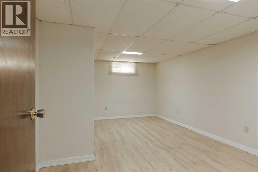 32 Moberly Crescent, Fort Mcmurray, Alberta  T9H 1G9 - Photo 38 - A2289434