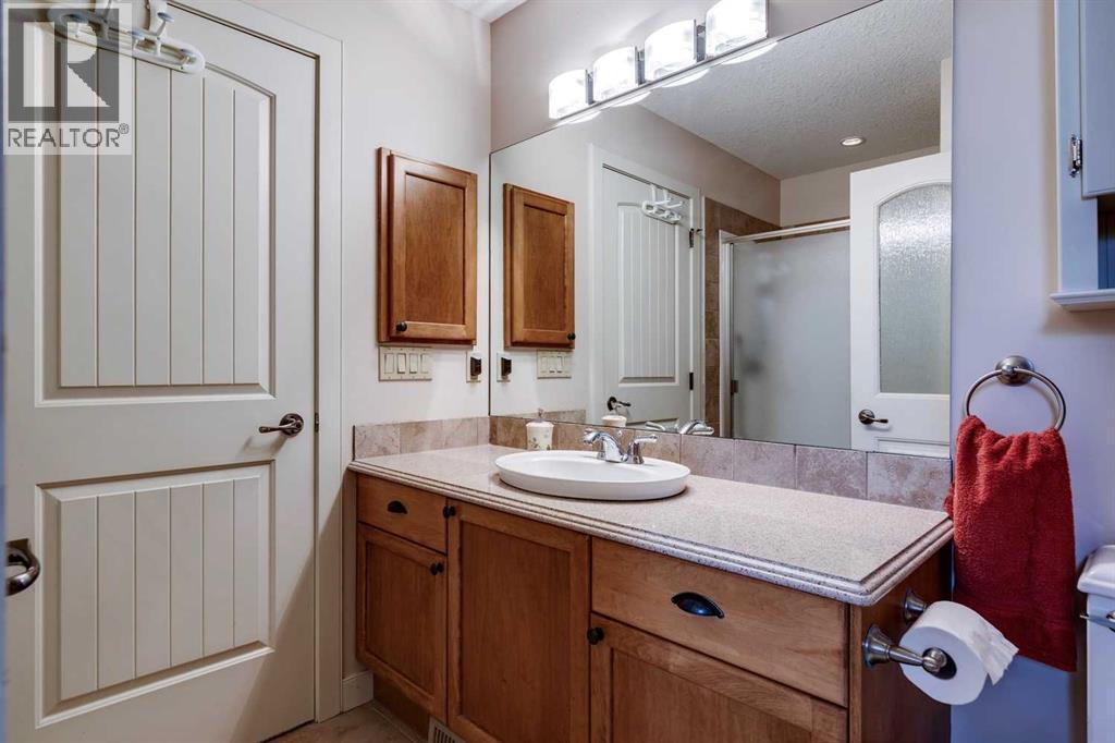 307 Crystal Green Rise, Okotoks, Alberta  T1S 2N5 - Photo 24 - A2282595