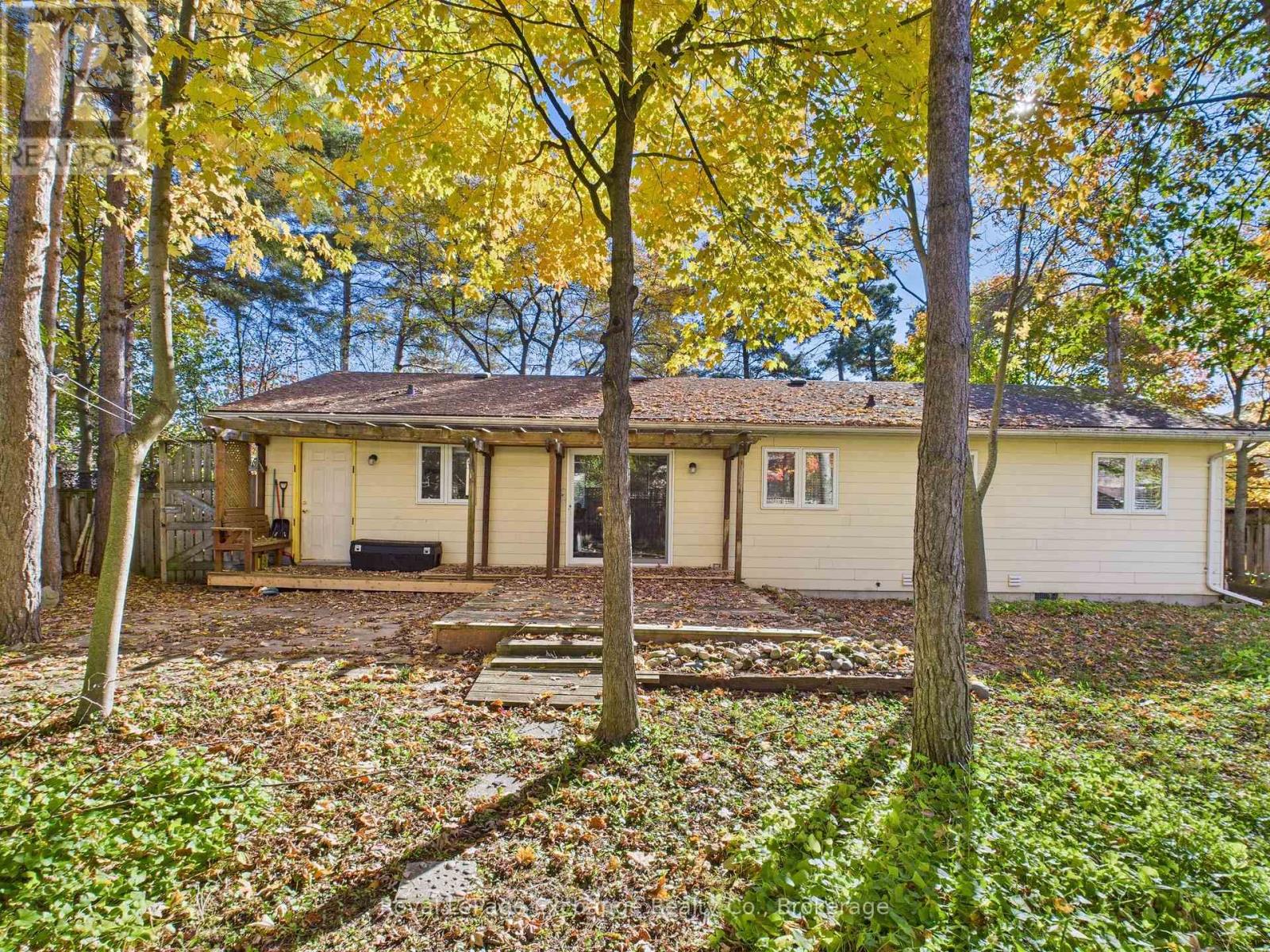 390 Macdougall Drive, Kincardine, Ontario  N2Z 3B1 - Photo 14 - X12843850