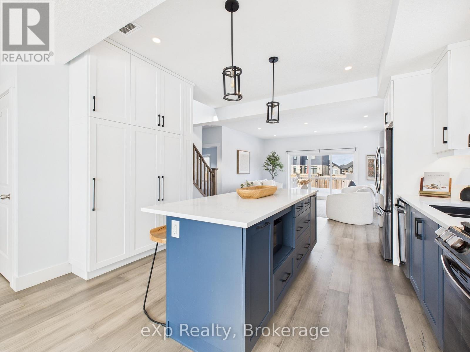 383 Northport Drive, Saugeen Shores, Ontario  N0H 2C8 - Photo 4 - X12843862