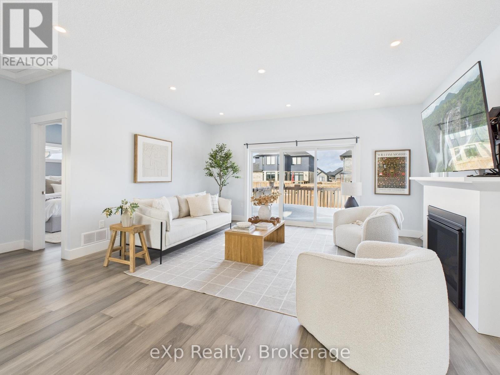 383 Northport Drive, Saugeen Shores, Ontario  N0H 2C8 - Photo 8 - X12843862