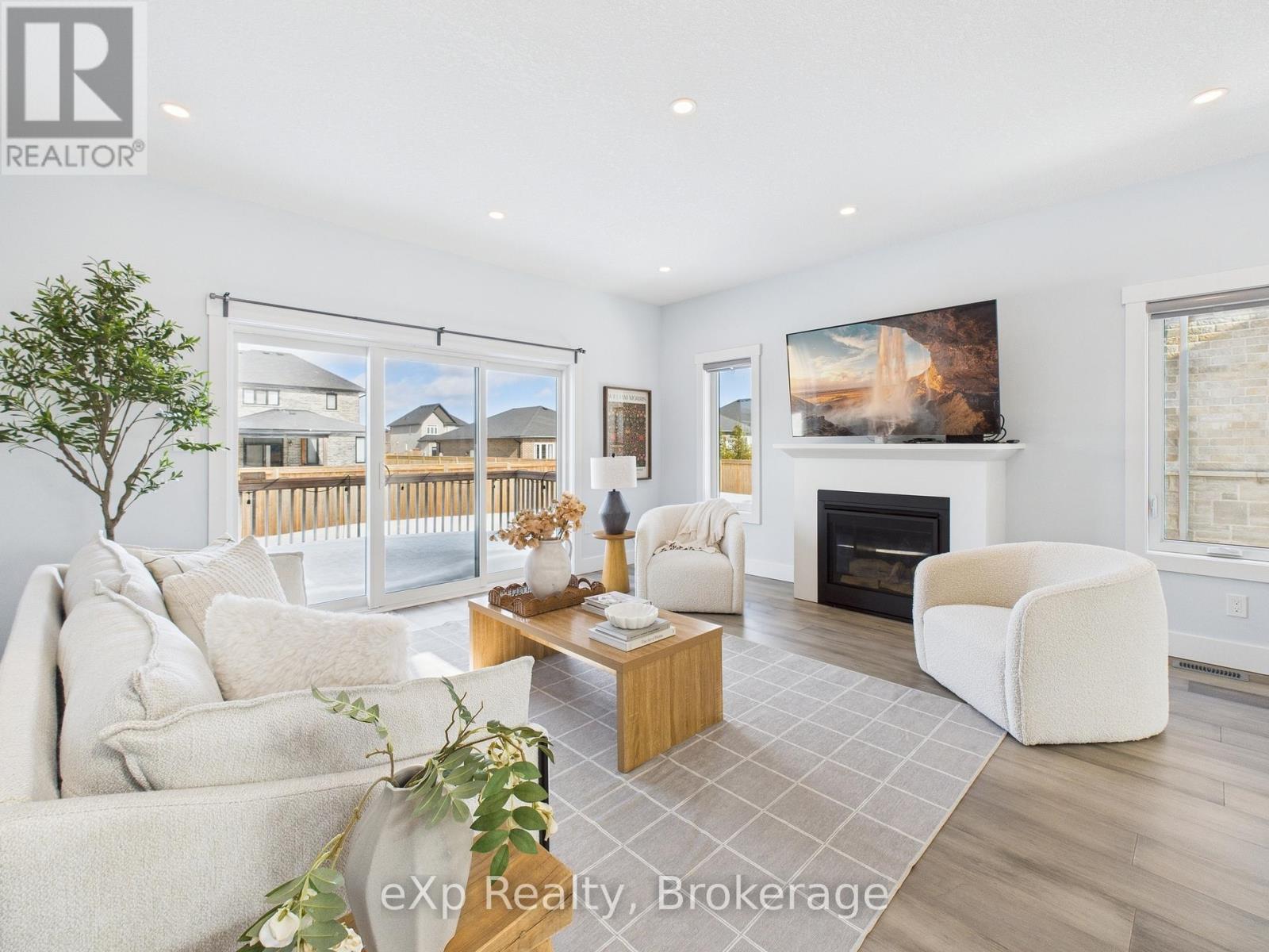 383 Northport Drive, Saugeen Shores, Ontario  N0H 2C8 - Photo 9 - X12843862