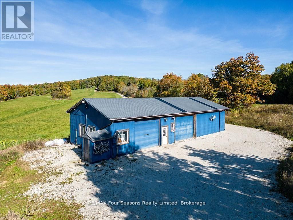 495529 Grey Road 2, Blue Mountains, Ontario  N0H 2E0 - Photo 32 - X12843930