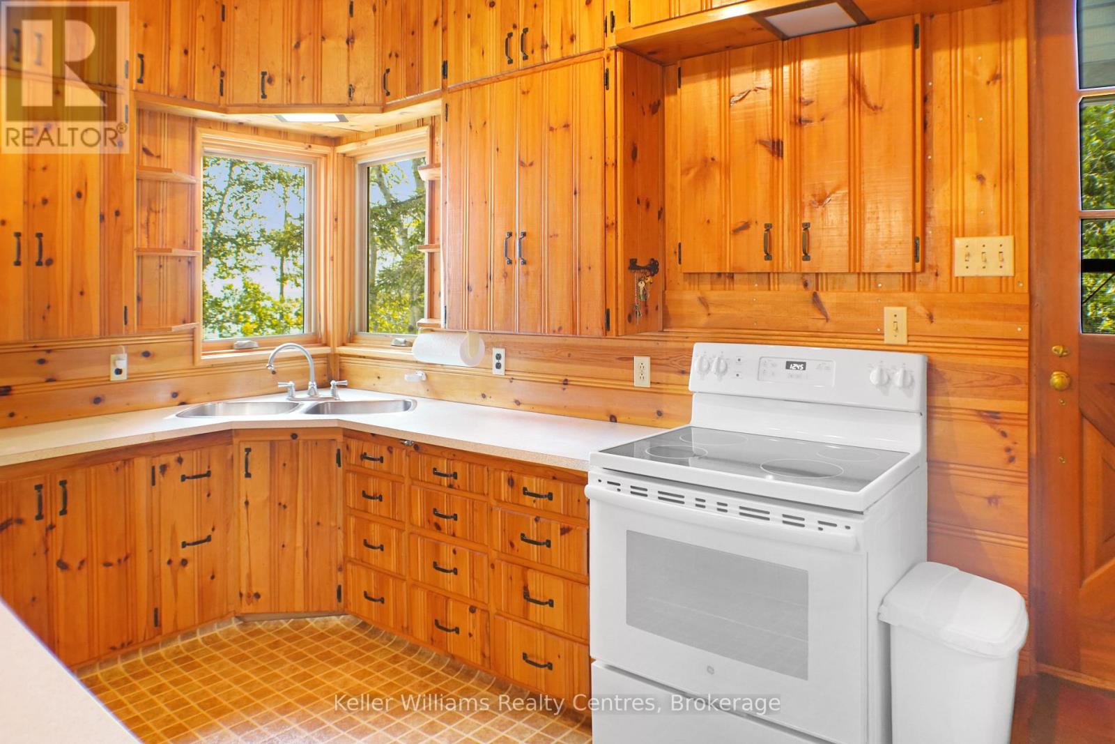 20 Birch Road, Northern Bruce Peninsula, Ontario  N0H 1Z0 - Photo 13 - X12843946