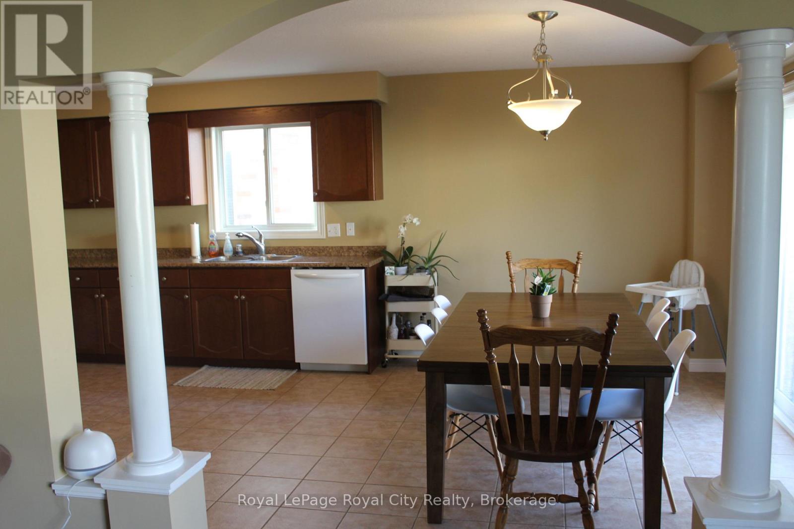 74 Bard Boulevard, Guelph, Ontario  N1L 0E3 - Photo 4 - X12843974