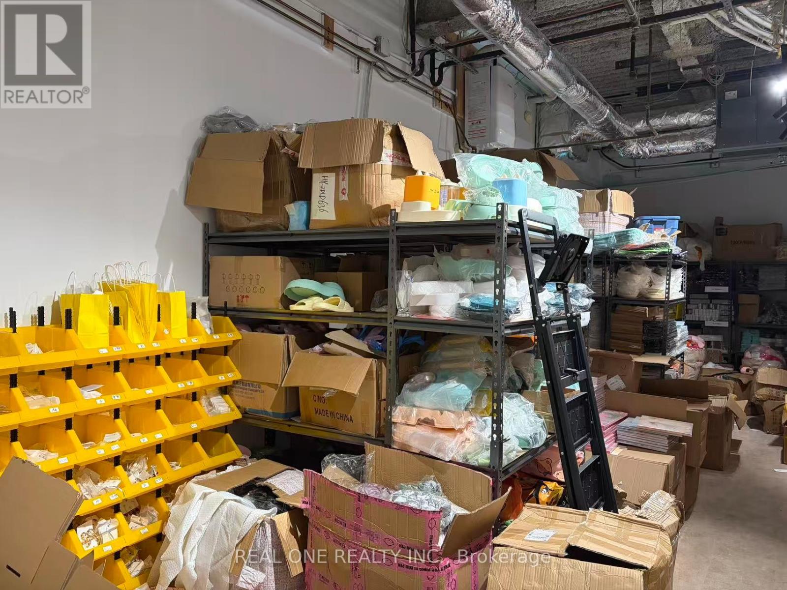 A01006a - 1881 Steeles Avenue W, Toronto, Ontario M3H 5Y4 - Photo 8 - C12843718