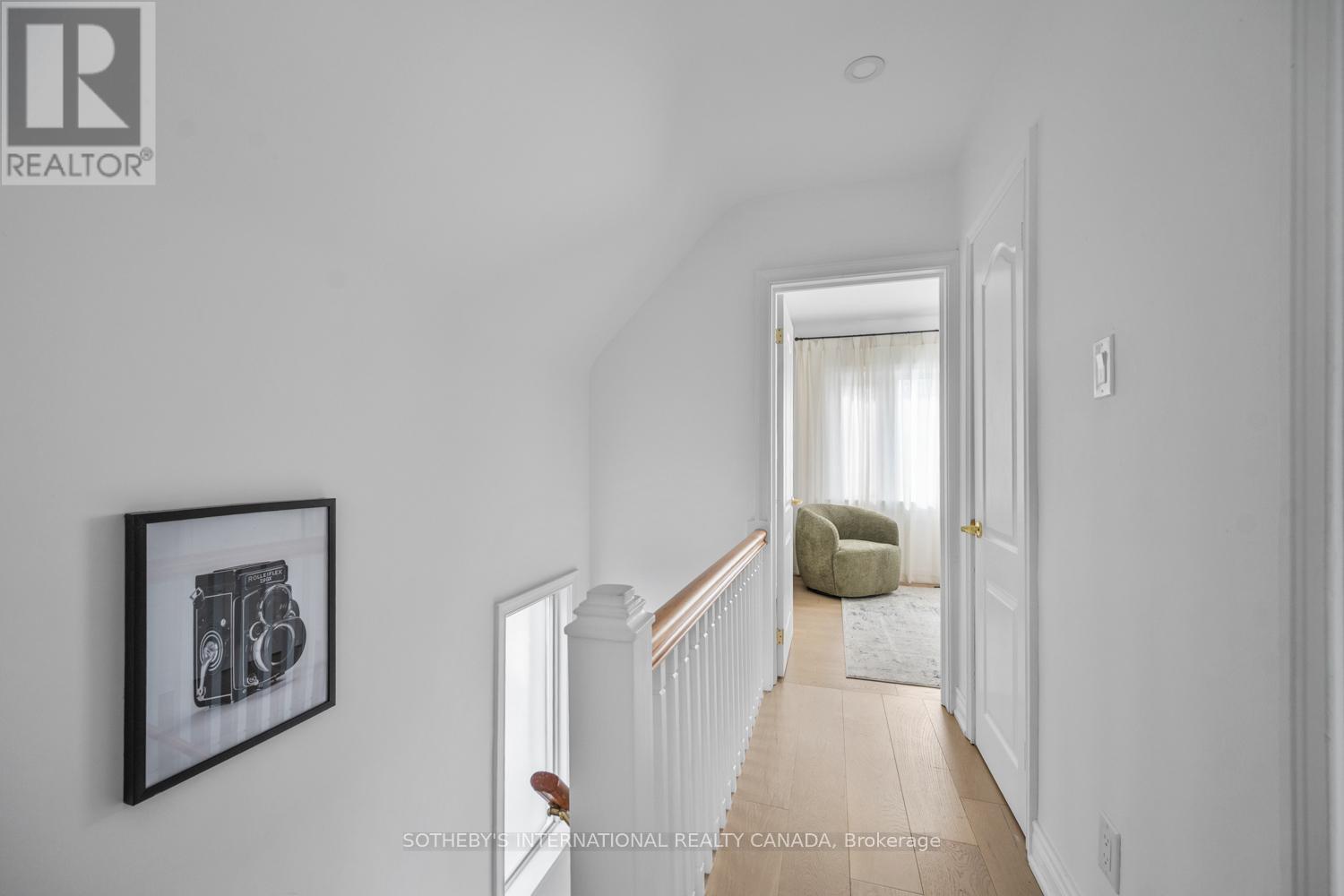 114 Glenvale Boulevard, Toronto, Ontario  M4G 2V9 - Photo 16 - C12843802