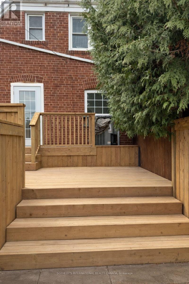 114 Glenvale Boulevard, Toronto, Ontario  M4G 2V9 - Photo 36 - C12843802