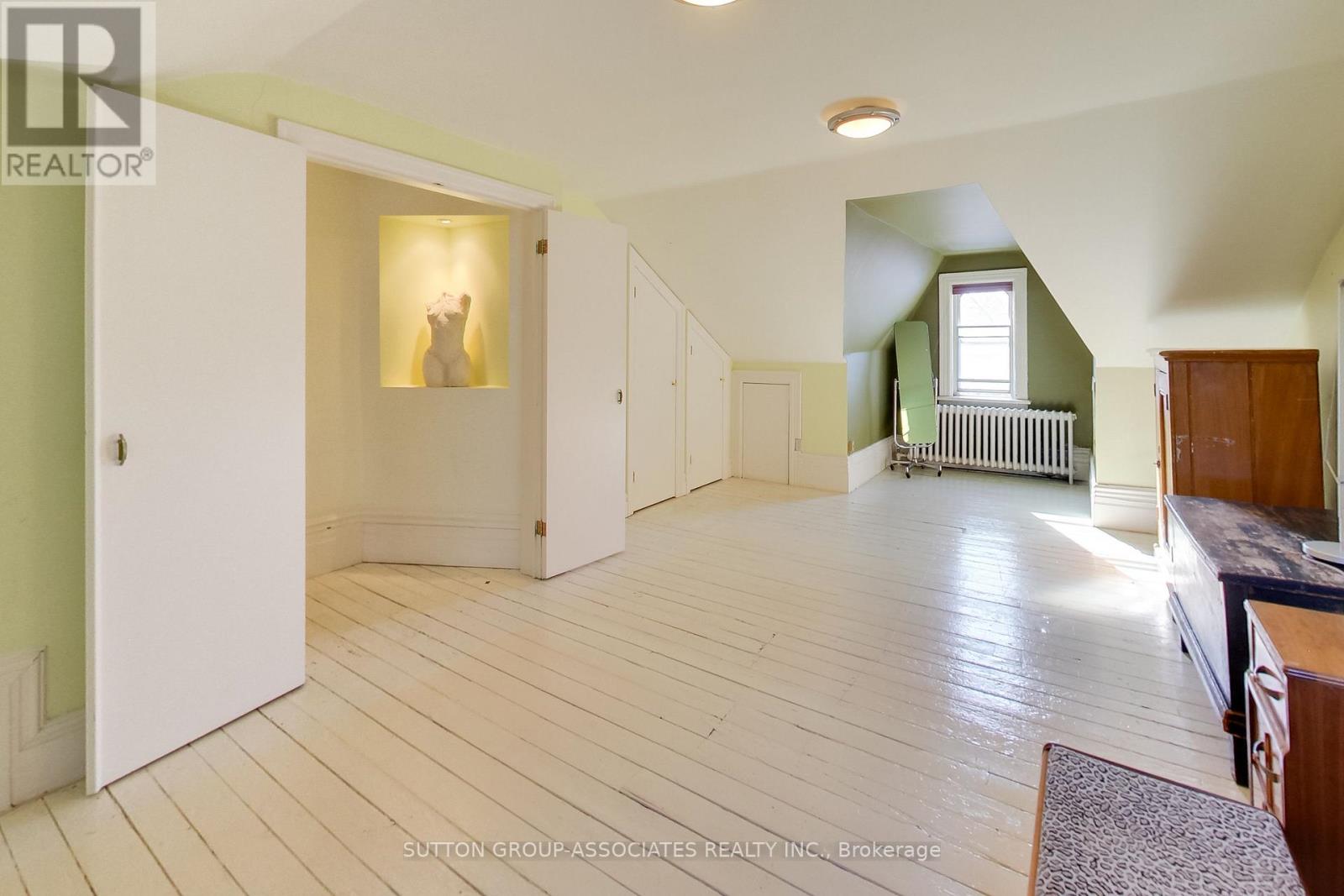 185 Major Street, Toronto, Ontario  M5S 2L4 - Photo 28 - C12843916