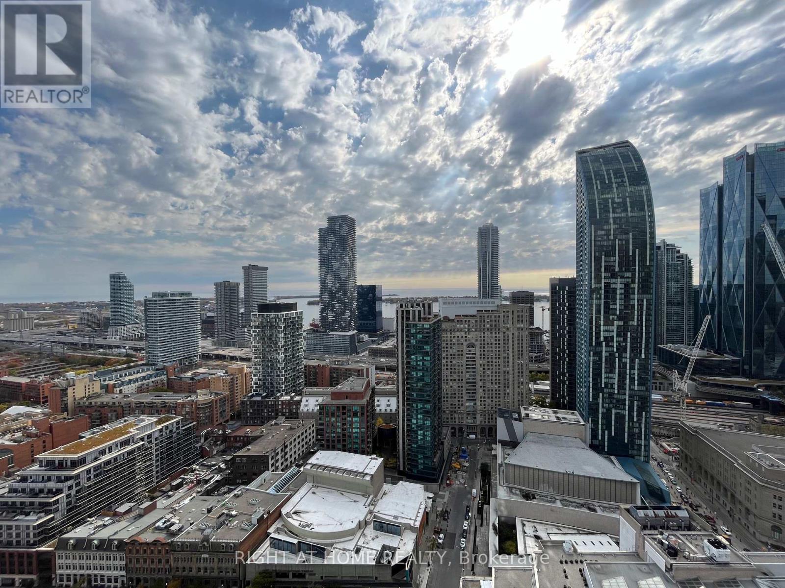 3307 - 88 Scott Street, Toronto, Ontario  M5E 0A9 - Photo 10 - C12844032