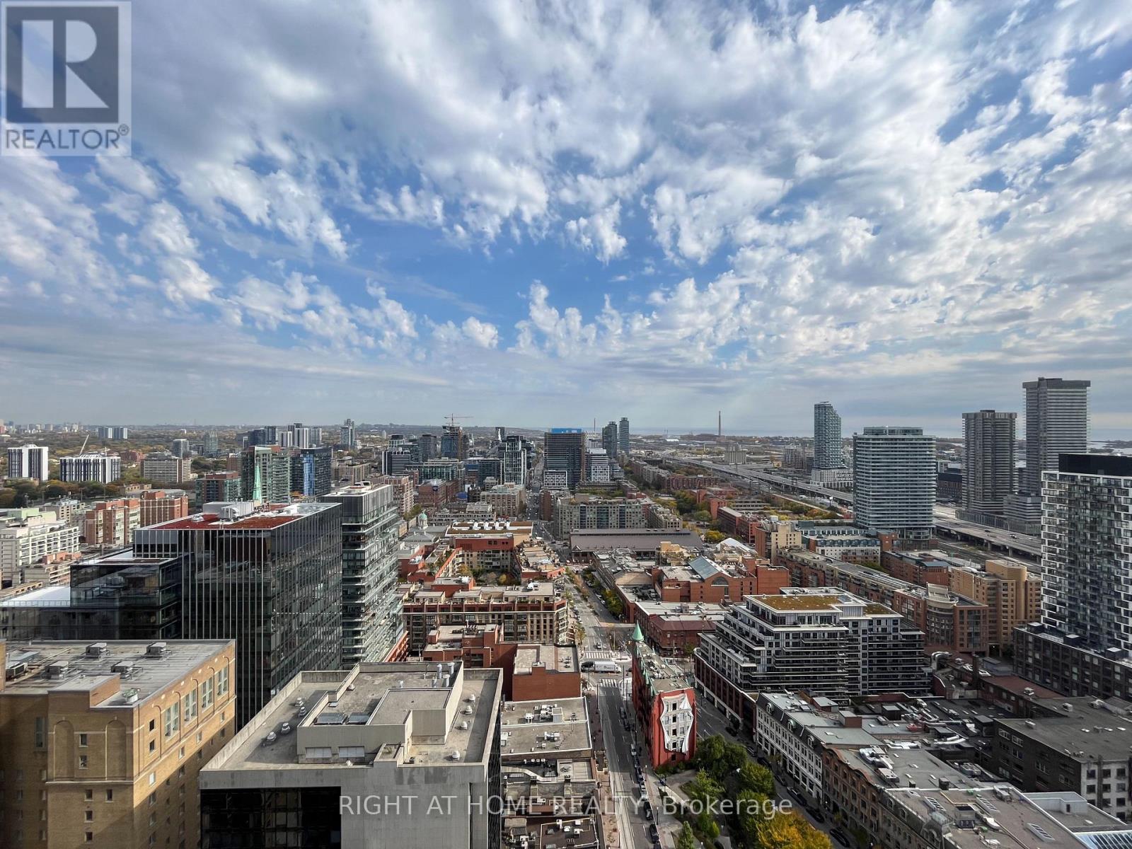 3307 - 88 Scott Street, Toronto, Ontario  M5E 0A9 - Photo 11 - C12844032