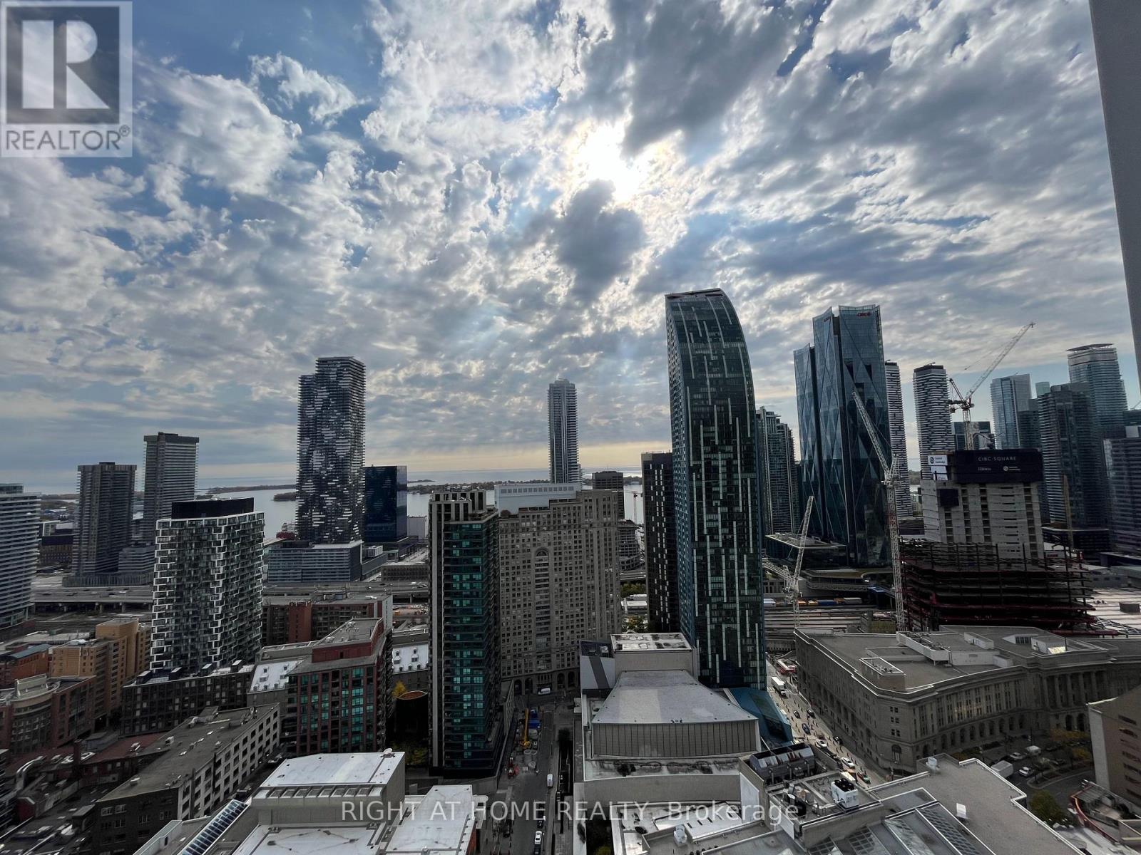 3307 - 88 Scott Street, Toronto, Ontario  M5E 0A9 - Photo 12 - C12844032