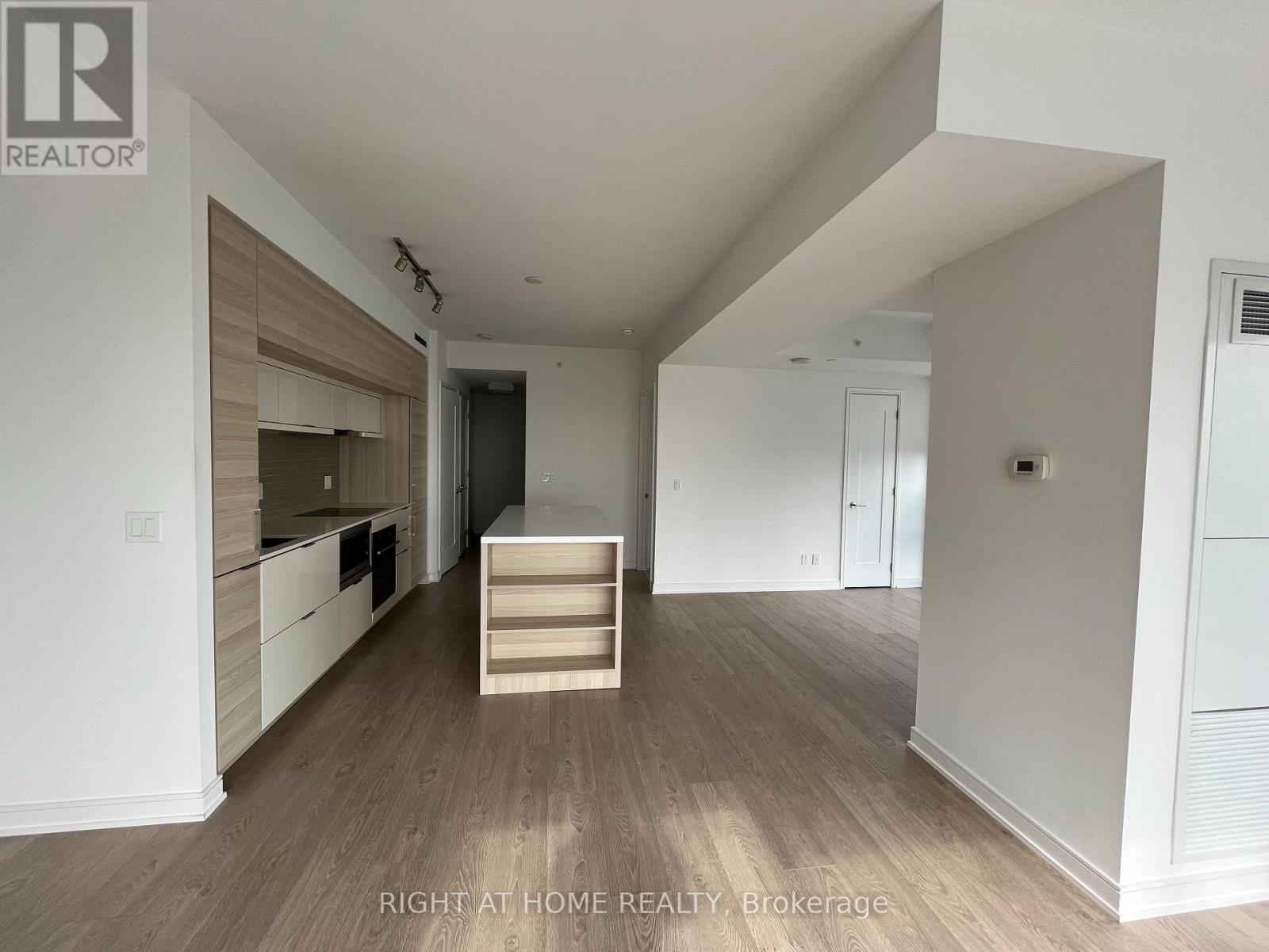 3307 - 88 Scott Street, Toronto, Ontario  M5E 0A9 - Photo 2 - C12844032