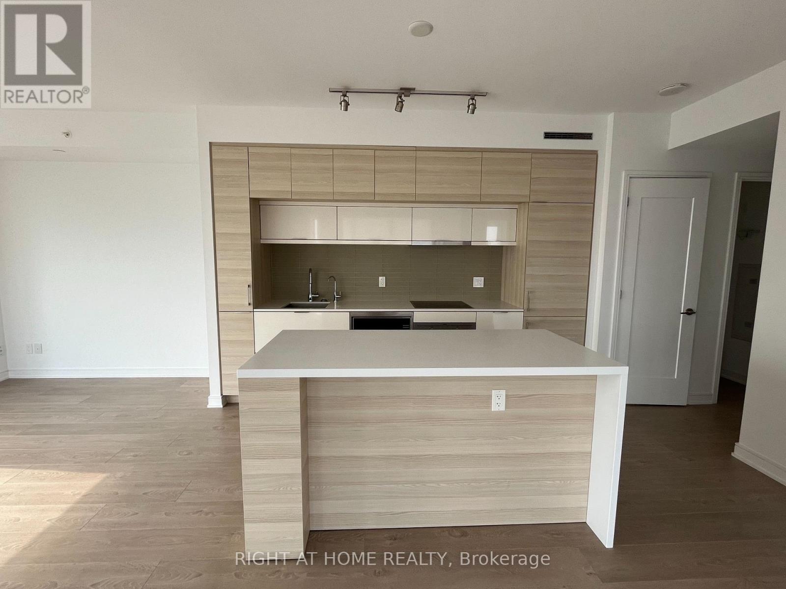 3307 - 88 Scott Street, Toronto, Ontario  M5E 0A9 - Photo 3 - C12844032