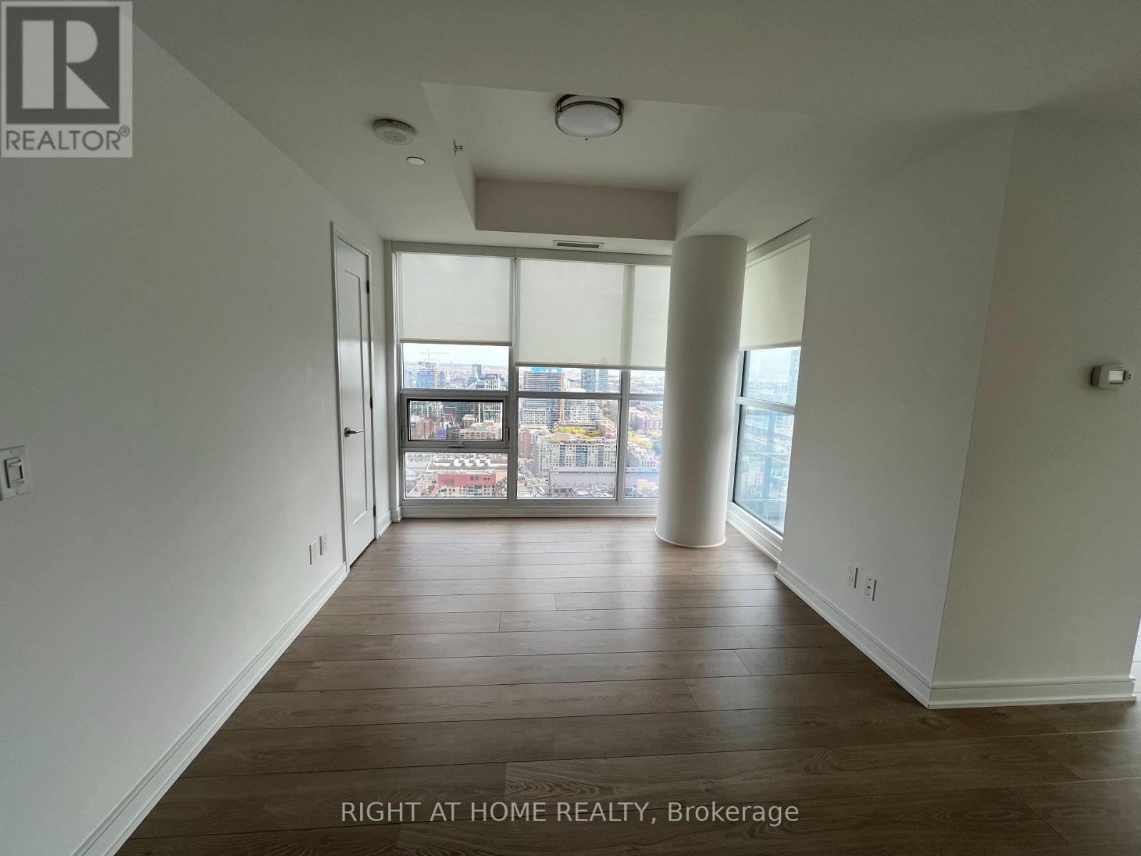 3307 - 88 Scott Street, Toronto, Ontario  M5E 0A9 - Photo 6 - C12844032