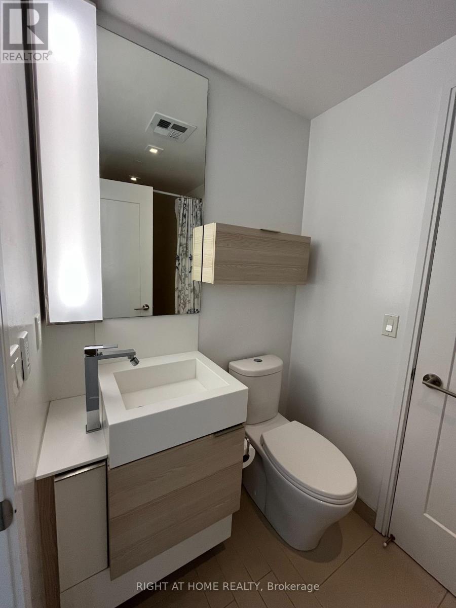 3307 - 88 Scott Street, Toronto, Ontario  M5E 0A9 - Photo 7 - C12844032