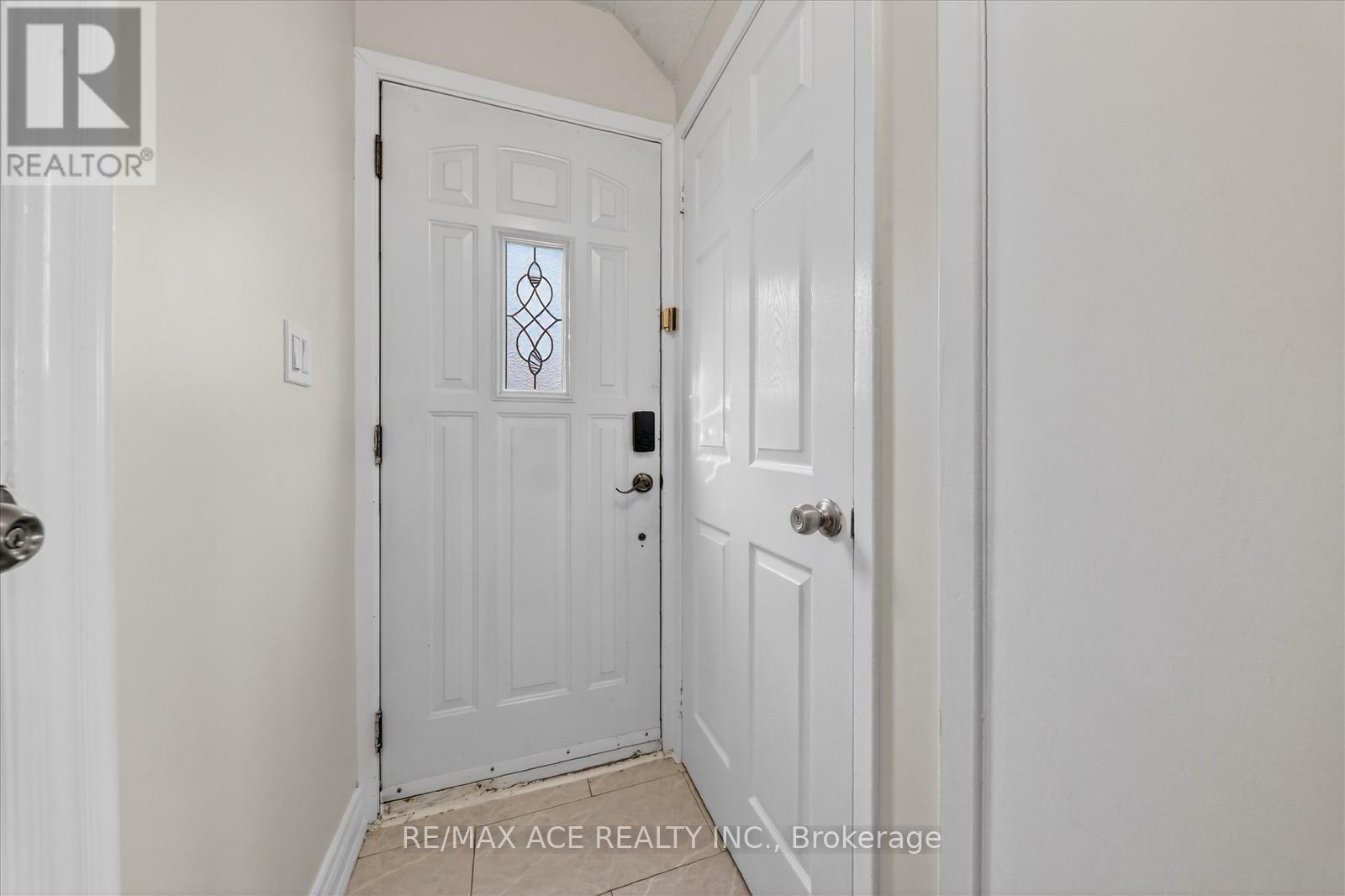 49 Winstanly Crescent, Toronto, Ontario  M1B 1N3 - Photo 25 - E12843668