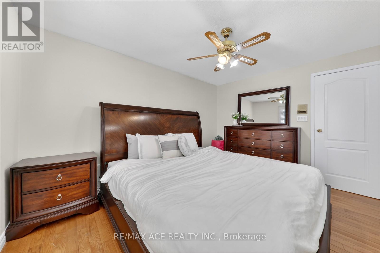 49 Winstanly Crescent, Toronto, Ontario  M1B 1N3 - Photo 28 - E12843668