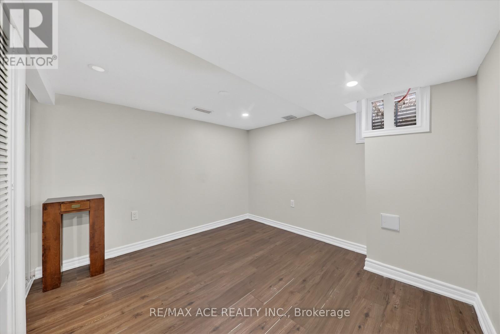 49 Winstanly Crescent, Toronto, Ontario  M1B 1N3 - Photo 40 - E12843668