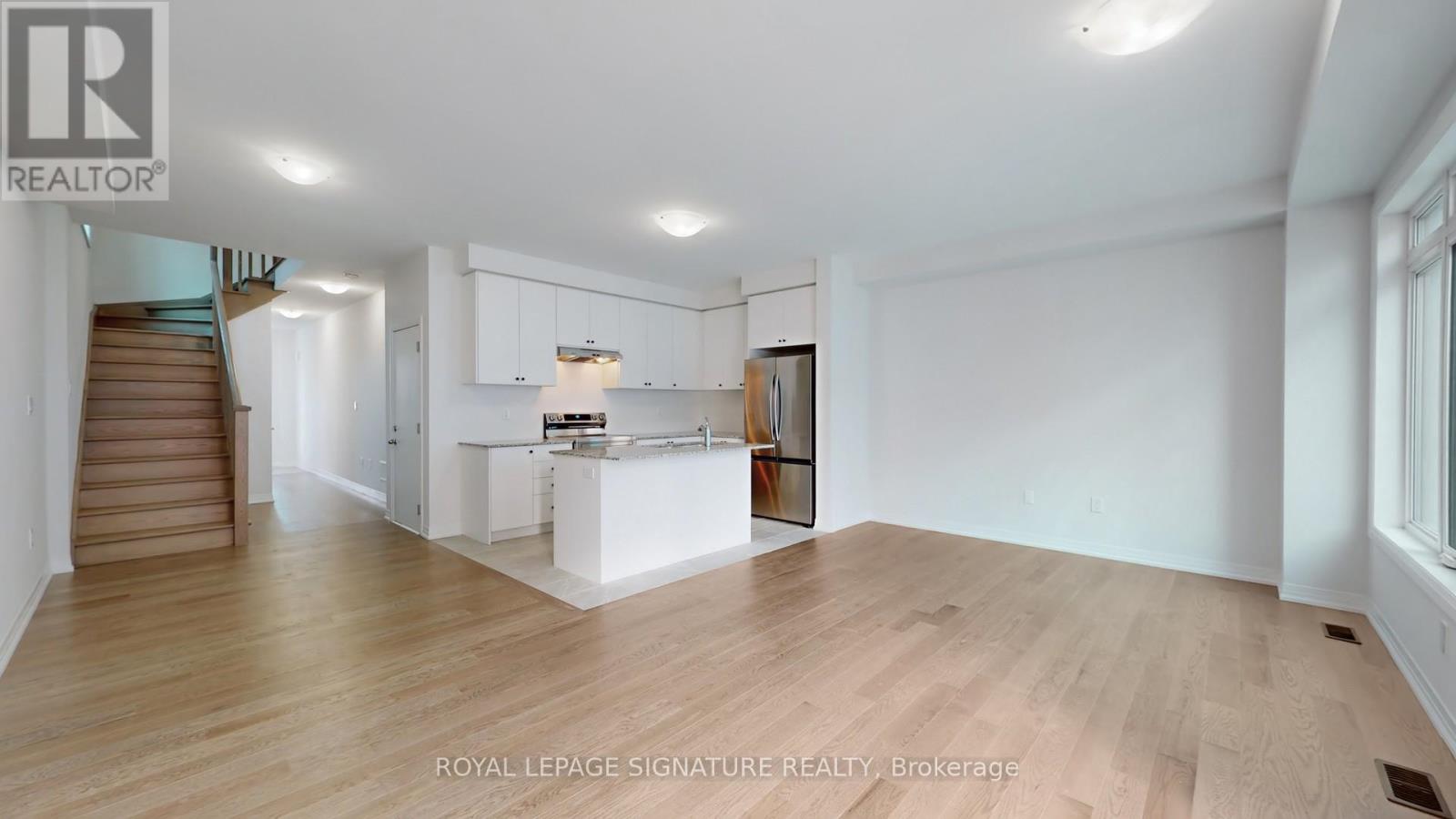 1065 Pisces Trail, Pickering, Ontario  L1X 0P7 - Photo 3 - E12843670