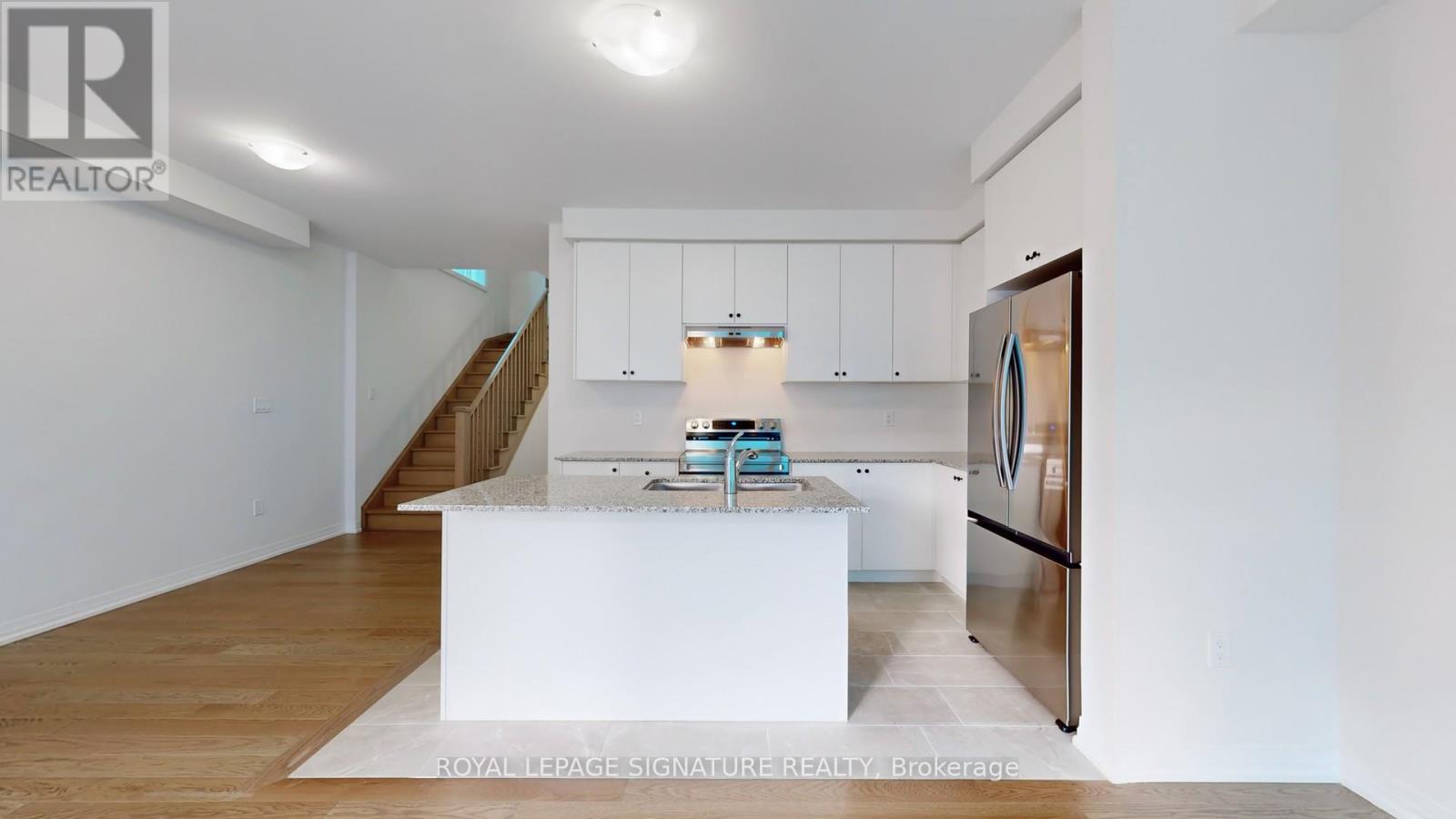 1065 Pisces Trail, Pickering, Ontario  L1X 0P7 - Photo 5 - E12843670