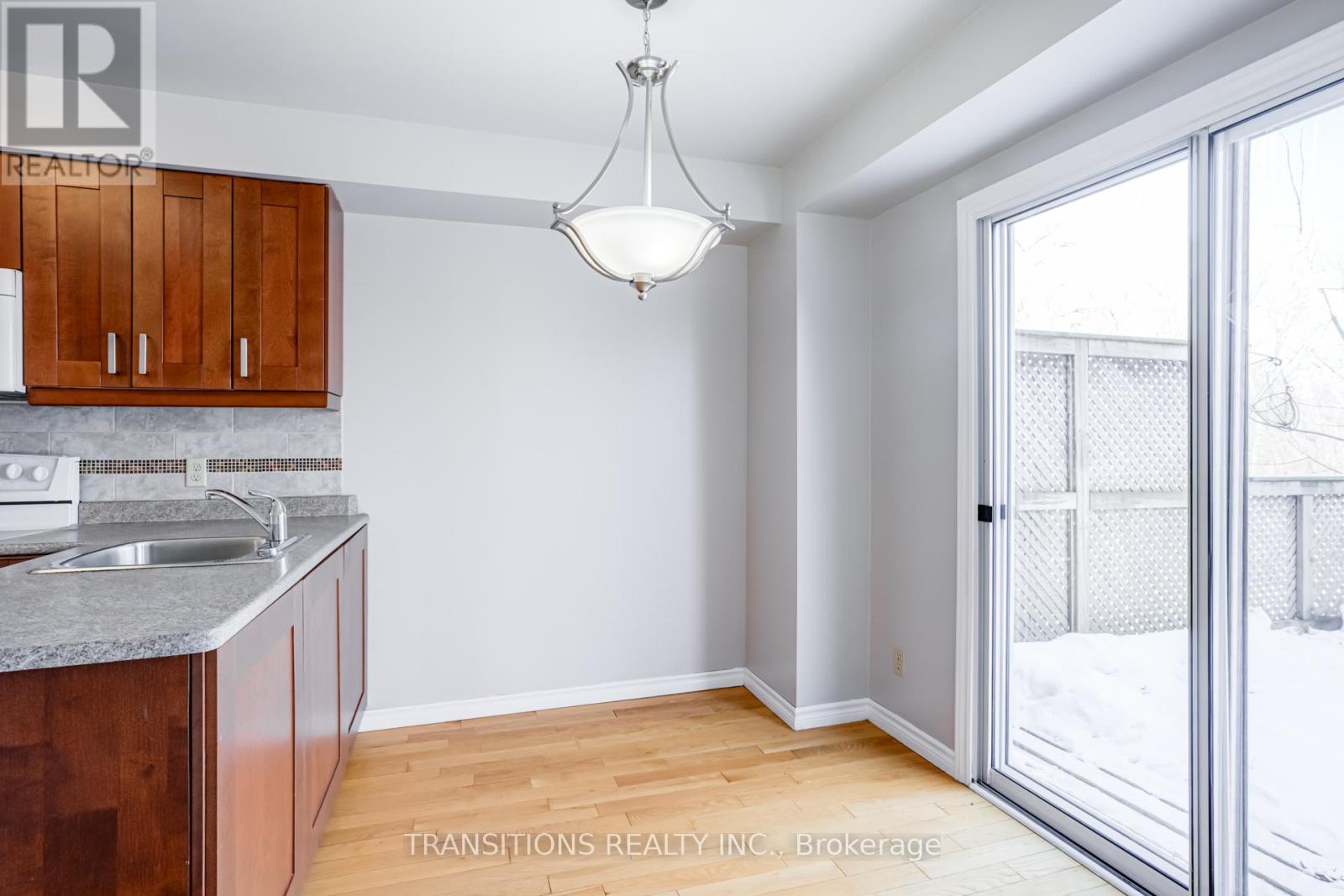 37 Galbraith Court, Clarington, Ontario  L1C 4P5 - Photo 11 - E12843752