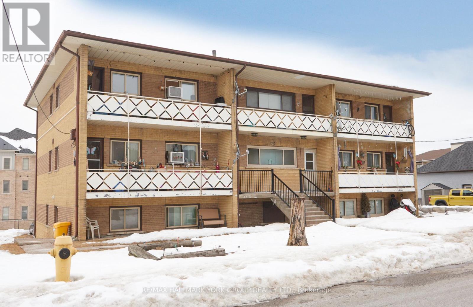 1613 Dufferin Street, Whitby, Ontario  L1N 1B3 - Photo 12 - E12843788