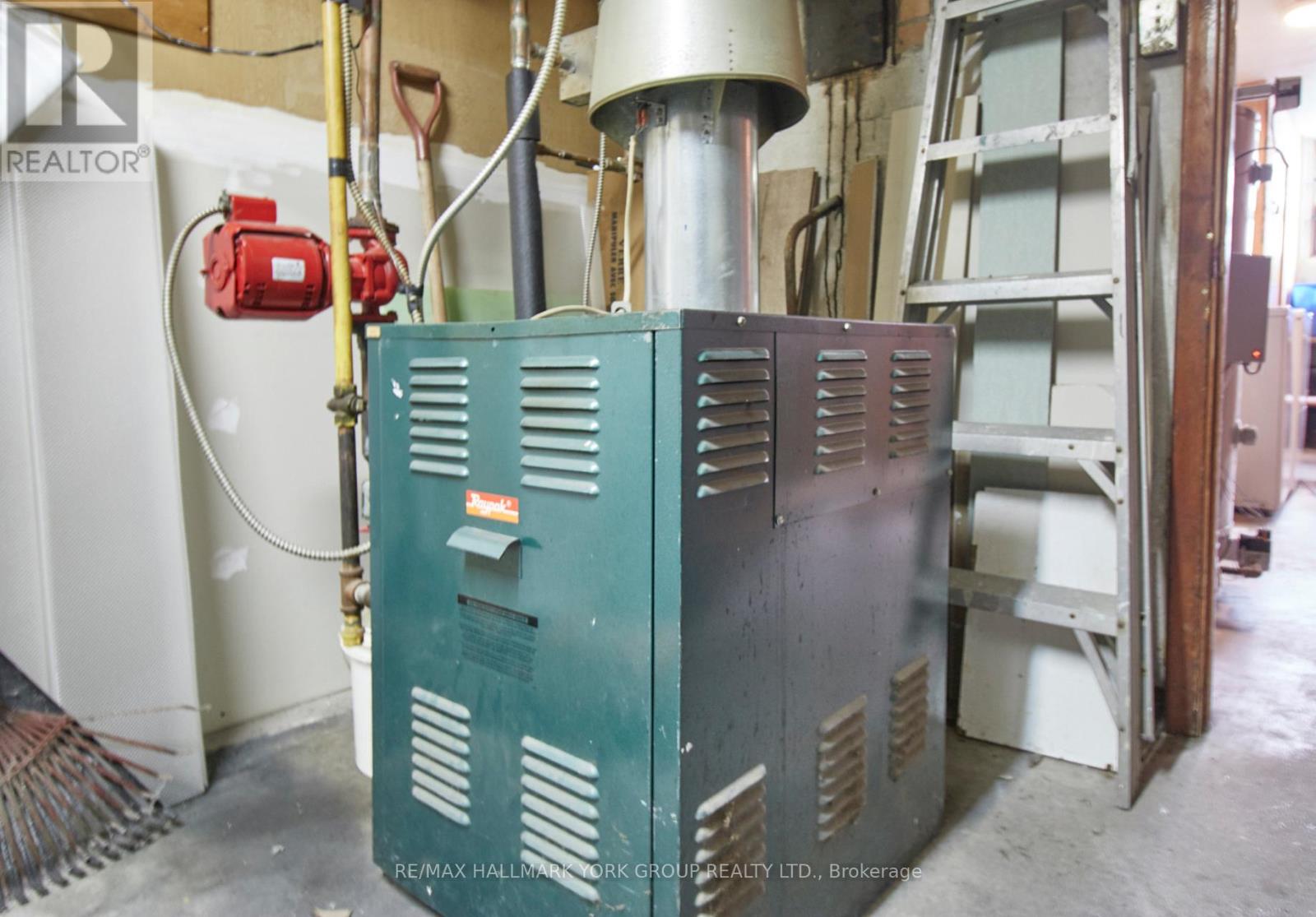 1613 Dufferin Street, Whitby, Ontario  L1N 1B3 - Photo 2 - E12843788