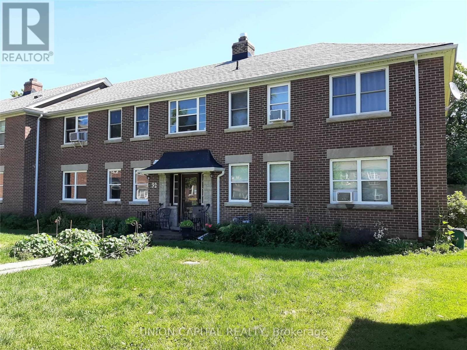 6 - 32 Lasalle Court, Oshawa, Ontario  L1H 5Y1 - Photo 2 - E12843800